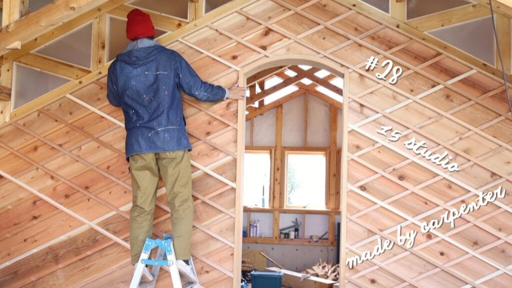 【大工が建てる小屋】28  杉板の斜め張り