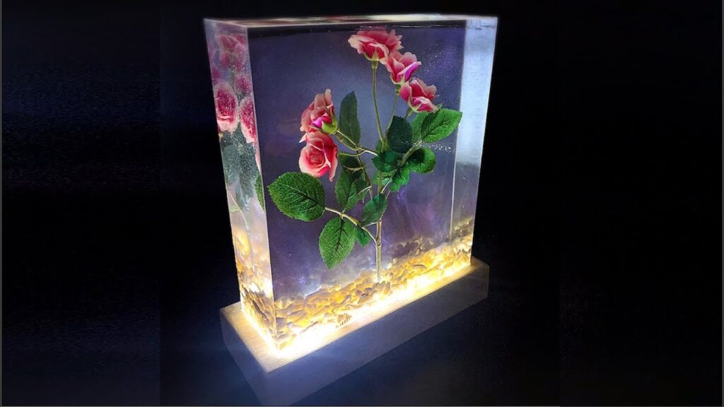 エポキシレジン・花のテーブルランプ【レジンアート】