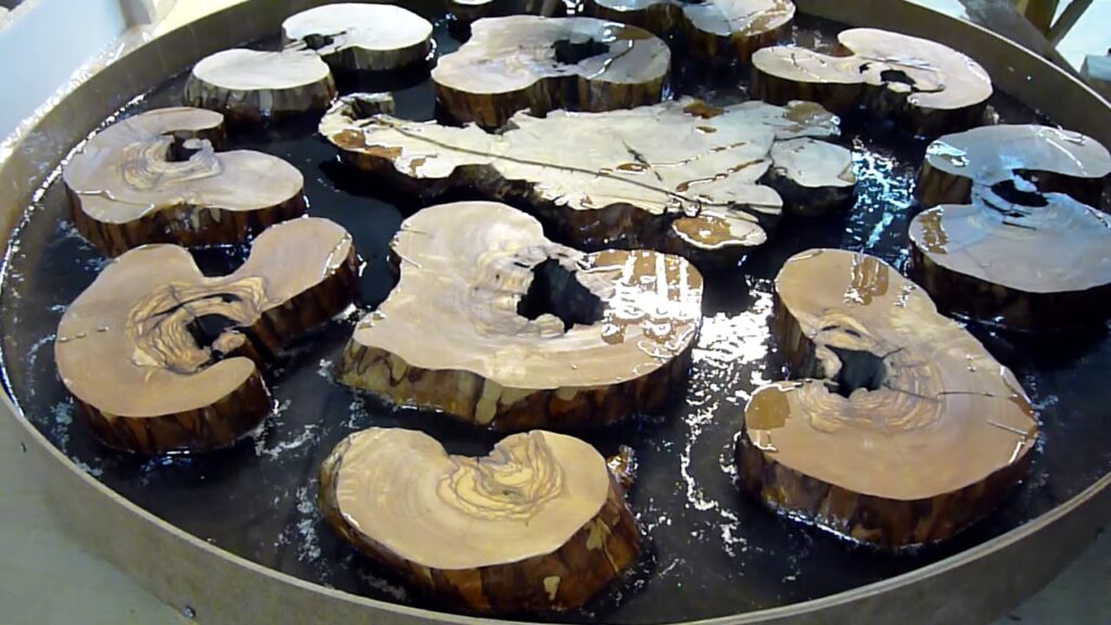 Epoxy Resin table wood project