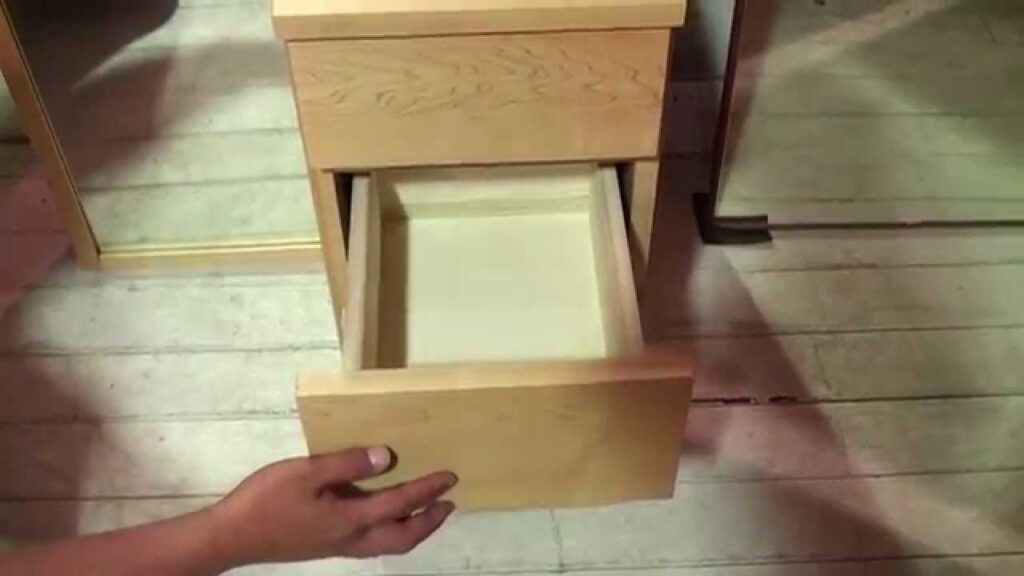 【デザイン家具.com】 高級家具 姿見のミラーとワゴンのドレッサー
