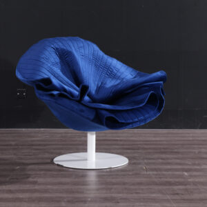 花びらのような斬新なデザインのオーダーメイドチェア おしゃれな1人掛け椅子 ラウンジ家具 ホテル家具