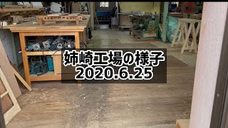 2021.6:姉崎工場の様子　６物件が同時進行で製作されています。低圧メラミン材が工場内を占拠して徐々に足の踏み場が少なくなってきています。　＃特注家具工場　＃低圧メラミン　＃造作家具